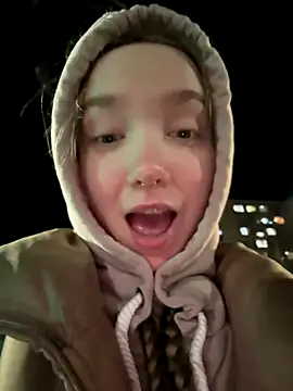 bambi lu online show from 11-22-25, 05:12