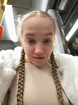 bambi lu online show from 10-26-25, 05:02