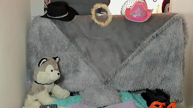 Snapshot of jeims_hotboy chatting on 03-19-26, 10:21 jeims hotboy online show from 03-19-26, 10:21