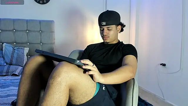 samxx muscle online show from 10-15-25, 01:41