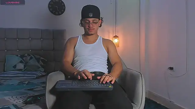 samxx muscle online show from 12-03-25, 02:16