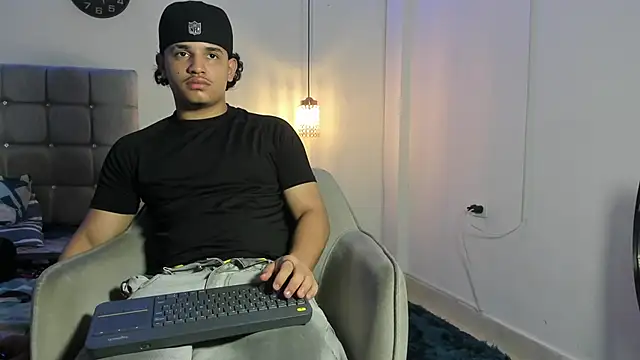 samxx muscle online show from 11-05-25, 01:47