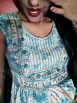 Eshwari Chopra online show from 10-27-25, 03:57