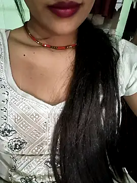 Eshwari Chopra online show from 04-24-26, 04:58