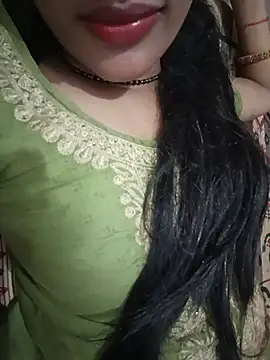 Snapshot of Eshwari_Chopra chatting on 07-22-26, 06:48 Eshwari Chopra online show from 07-22-26, 06:48