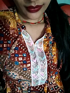 Eshwari Chopra online show from 10-28-25, 04:28