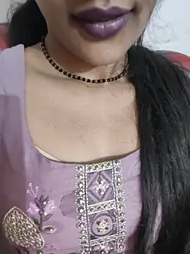 Snapshot of Eshwari_Chopra chatting on 06-20-26, 11:54 Eshwari Chopra online show from 06-20-26, 11:54