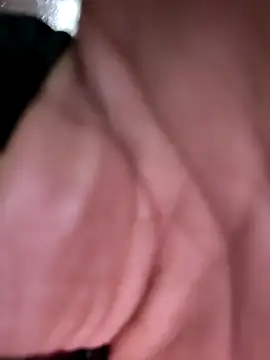 Eshwari Chopra online show from 11-25-25, 03:51