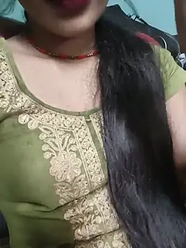 Snapshot of Eshwari_Chopra chatting on 05-30-26, 05:18 Eshwari Chopra online show from 05-30-26, 05:18
