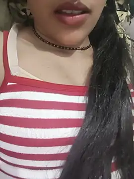 Snapshot of Eshwari_Chopra chatting on 07-20-26, 02:52 Eshwari Chopra online show from 07-20-26, 02:52
