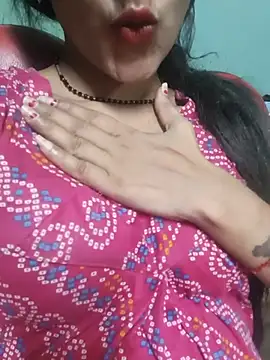 Snapshot of Eshwari_Chopra chatting on 06-11-26, 12:32 Eshwari Chopra online show from 06-11-26, 12:32