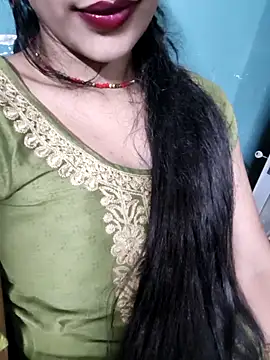 Snapshot of Eshwari_Chopra chatting on 05-05-26, 04:54 Eshwari Chopra online show from 05-05-26, 04:54