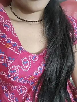 Snapshot of Eshwari_Chopra chatting on 06-24-26, 10:14 Eshwari Chopra online show from 06-24-26, 10:14