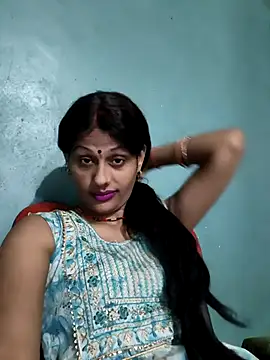 Eshwari Chopra online show from 10-24-25, 02:32