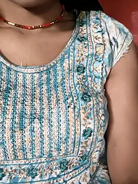 Eshwari Chopra online show from 11-15-25, 03:43