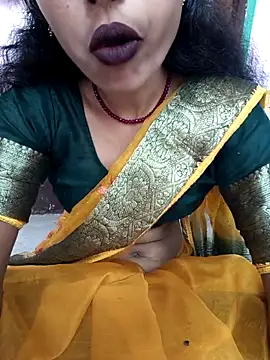 Snapshot of Eshna_Dabral chatting on 09-20-25, 08:41 Eshna Dabral online show from 09-20-25, 08:41