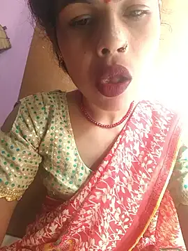Snapshot of Eshna_Dabral chatting on 10-18-25, 08:05 Eshna Dabral online show from 10-18-25, 08:05