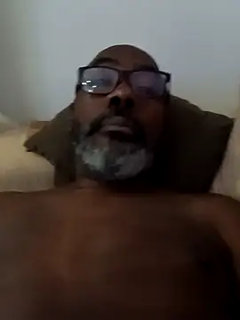 Bigmaumau54 online show from 12-14-25, 02:18