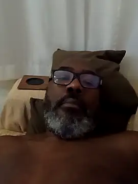 Bigmaumau54 online show from 12-20-25, 01:41