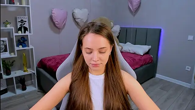 MelanieAlves online show from 03-25-26, 02:49