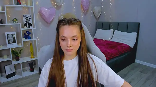 MelanieAlves online show from 03-09-26, 06:00