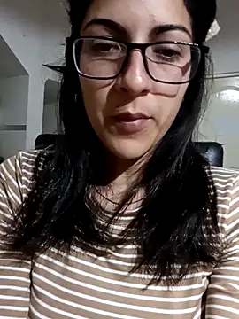 Camilitah online show from 10-05-25, 08:43