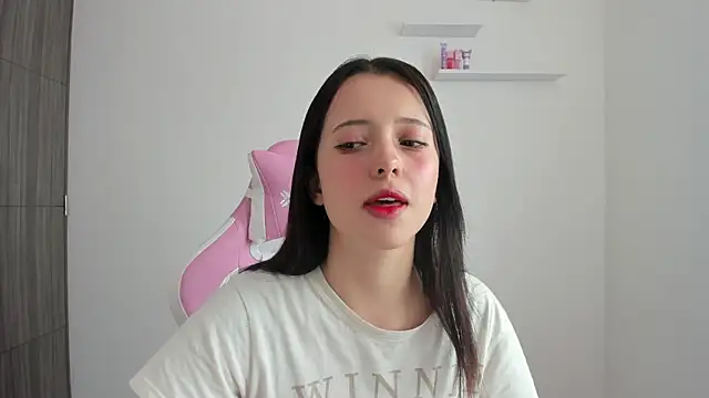 Snapshot of ImBunnyNova chatting on 09-29-25, 02:01 ImBunnyNova online show from 09-29-25, 02:01