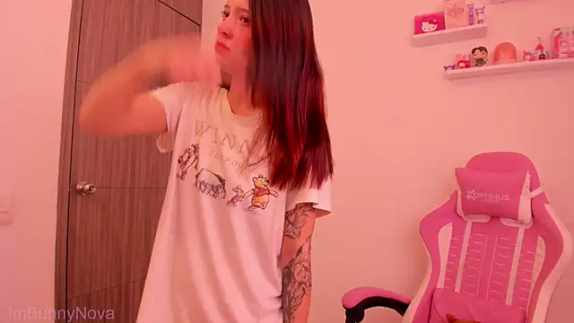 ImBunnyNova online show from 05-29-26, 03:29