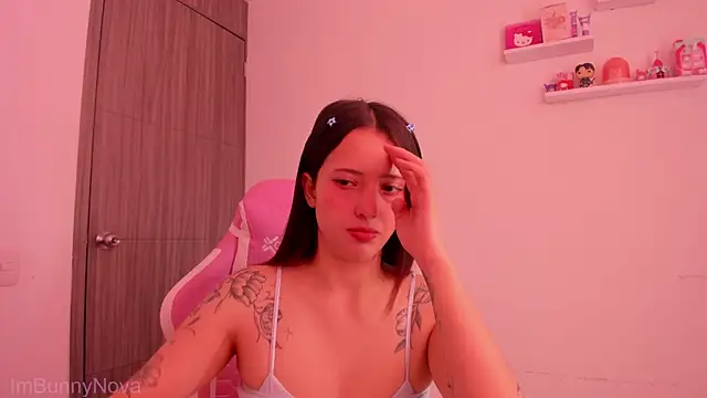 Snapshot of ImBunnyNova chatting on 07-30-26, 04:06 ImBunnyNova online show from 07-30-26, 04:06