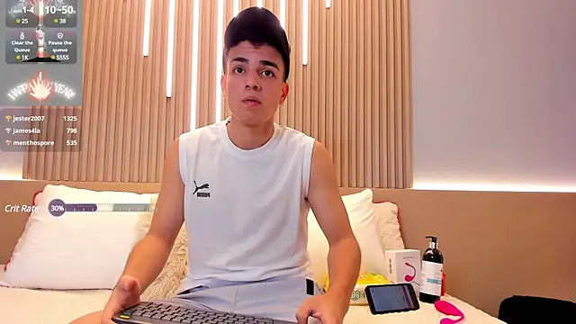 Hotboy21  online show from 03-20-25, 01:26