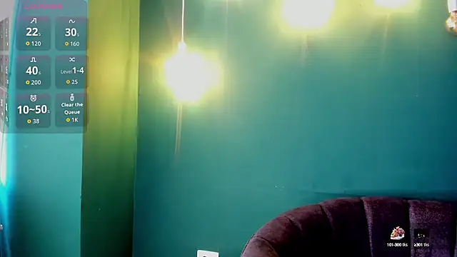 Snapshot of Elaine87_ chatting on 10-15-25, 05:21 Elaine87 online show from 10-15-25, 05:21