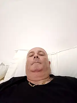 Alexis Bull online show from 09-22-25, 11:05