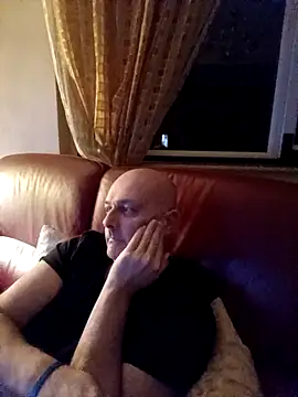 Alexis Bull online show from 02-08-26, 11:57