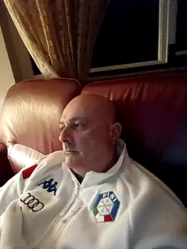 Alexis Bull online show from 02-22-26, 11:28