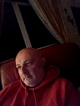 Alexis Bull online show from 04-07-26, 10:33