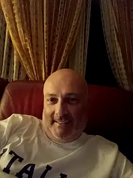 Alexis Bull online show from 09-26-25, 10:49