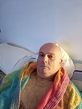 Alexis Bull online show from 01-12-26, 12:28