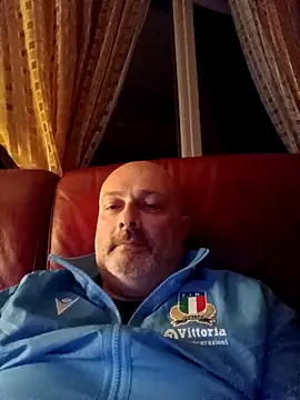 Alexis Bull online show from 04-17-26, 11:07