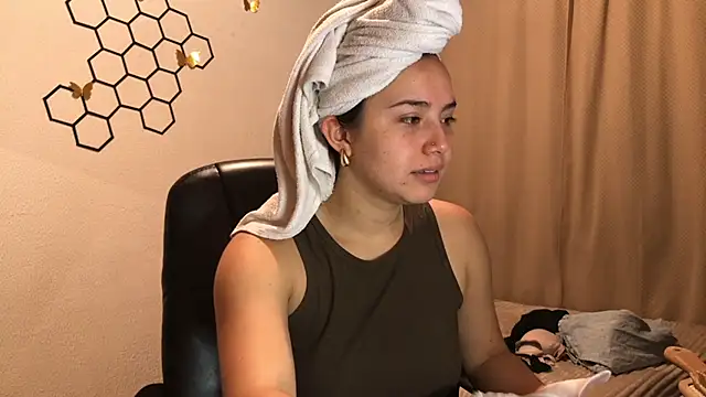 amelia hall online show from 09-18-25, 12:08