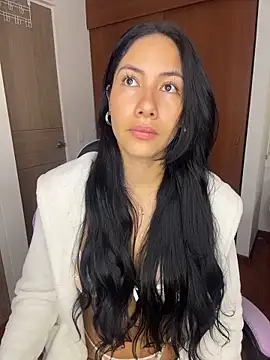 ArianaReynoldss online show from 03-06-26, 10:10