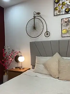 im eli1 online show from 03-06-26, 08:15