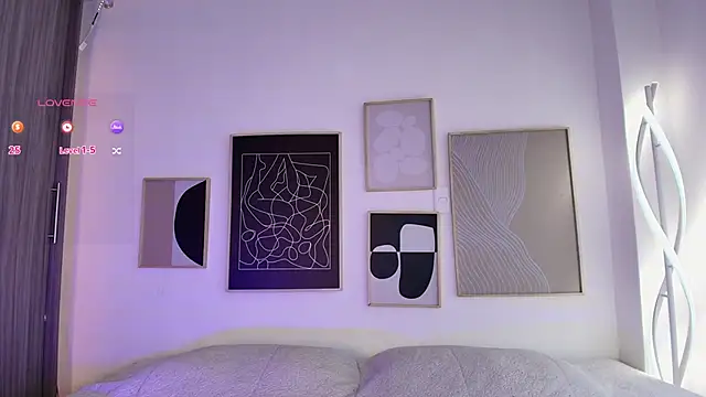 im eli1 online show from 12-18-25, 05:50