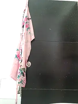 Yuli Mars online show from 10-27-25, 04:19