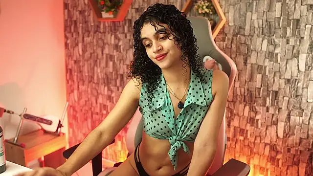 bonniie 98  online show from 03-18-26, 07:26