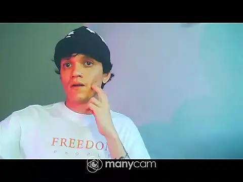 santihot089 online show from 10-18-25, 09:28