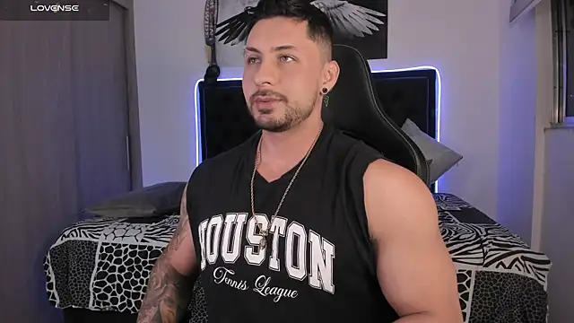 santi aesthetic online show from 07-09-26, 01:39