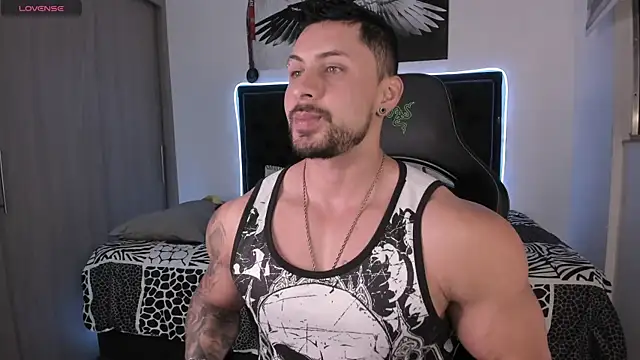 santi aesthetic online show from 06-20-26, 01:43