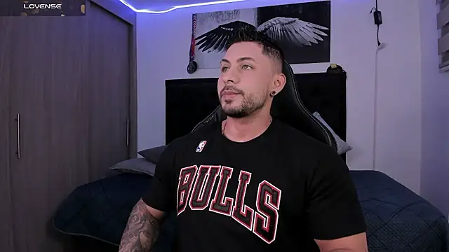 santi aesthetic online show from 02-14-26, 12:55