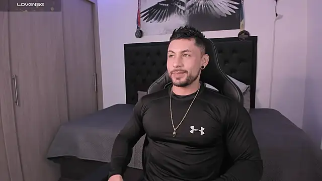 santi aesthetic online show from 10-24-25, 03:38