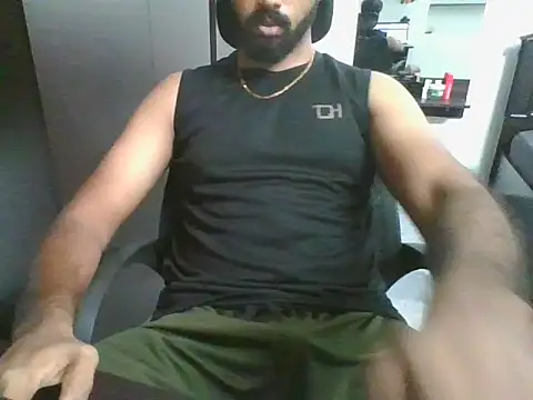 Snapshot of Periyakunji69 chatting on 06-17-26, 10:36 Periyakunji69 online show from 06-17-26, 10:36